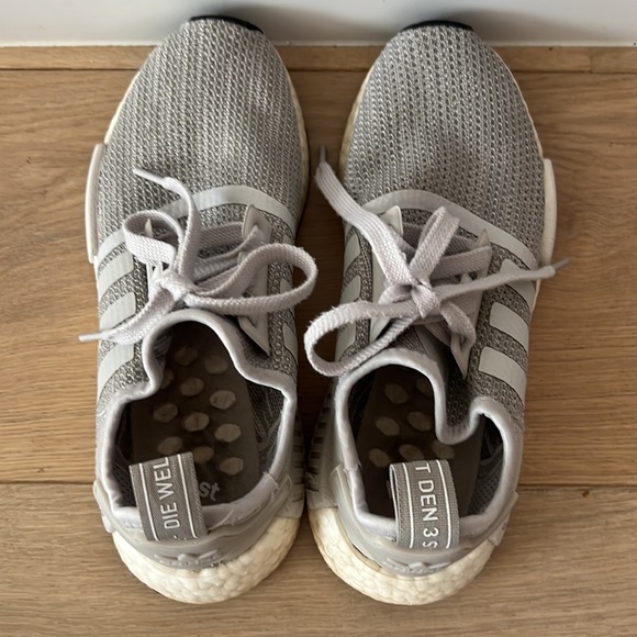 Adidas NMD R1 Low-Top Sneakers in Gray - Picture 4 of 6